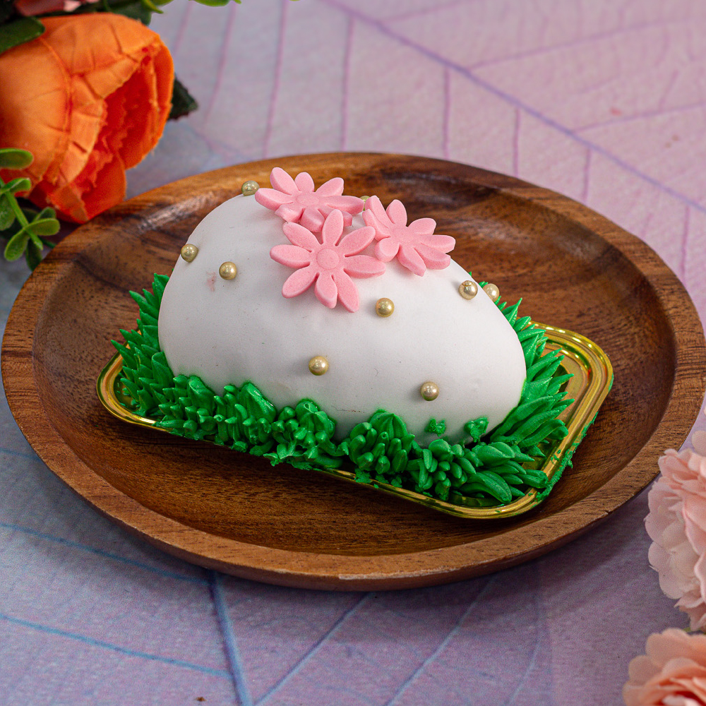 White Fondant Coated Easter Egg