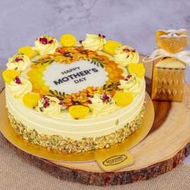 MOM'S ROYAL RASMALAI CAKE WITH MINI CHOCOLATE TREAT BOX COMBO
